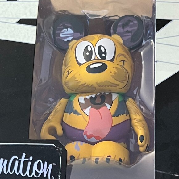 New in Box Disney Vinylmation Spooky Series 2 Goofy Vampire Pluto Werewolf NWT - Picture 7 of 8